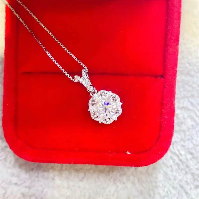 플래티넘 D 컬러 등급 모이사나이트 아이샤 목걸이 라이트 럭셔리 틈새 쇄골 체인