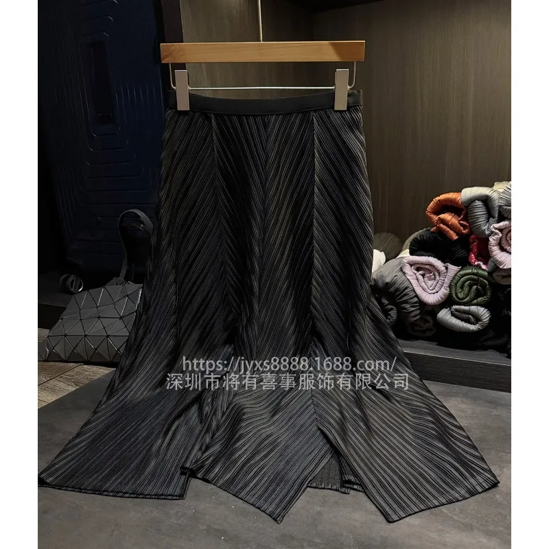 กระโปรงพลีท Miyake 2025 กระโปรงทรงเอพลีทเนื้อผ้าเนียนยืดหยุ่นหรูหรา สไตล์ลำลองเอวสูงทรงเข้ารูป กระโปรงพลีทความยาวปานกลางสำหรับฤดูใบไม้ร่วง