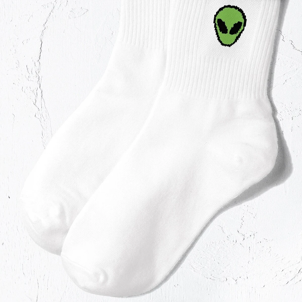 3/5/10 Pairs Men\'s Crew Socks, Alien Design, Unique, Funny, Halloween Day, Moisture-Wicking, Gift Recommendation