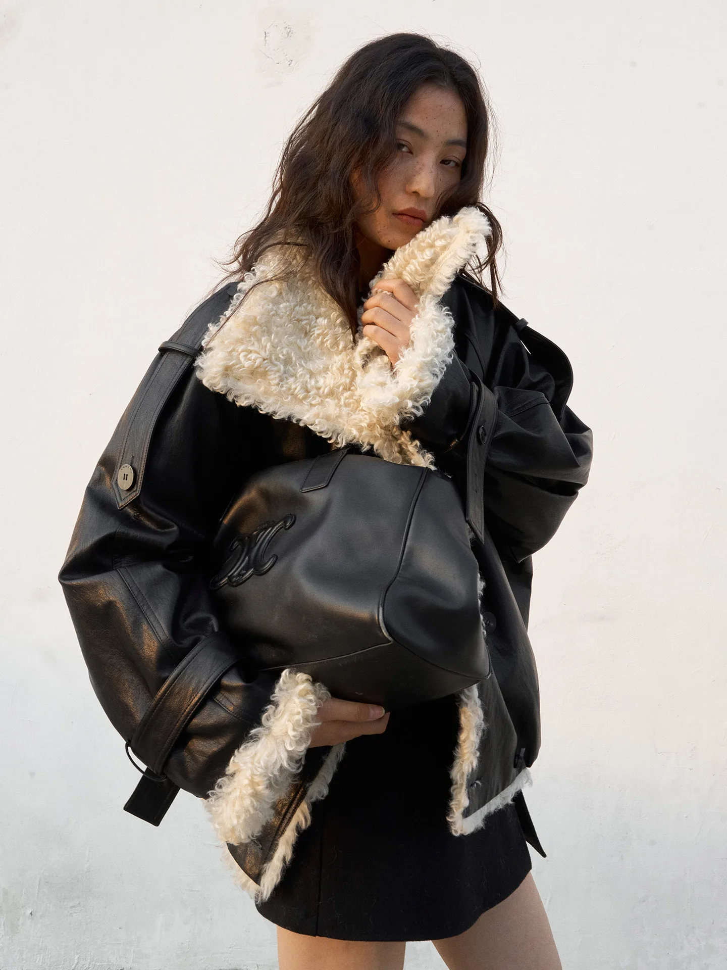 Loeband Giacca Originale in Pelle PU con Pelliccia d'Agnello, Vestibilità Ampia, Design con Colletto, Capospalla da Donna alla Moda, Stile Biker, Cappotto a Maniche Lunghe