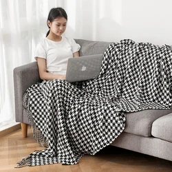 Modern Simple Throw Blanket Black and White Houndstooth Decor Sofa Blanket Homestay Hotel Bed Towel Bed Flag Soft Scarf Tassel