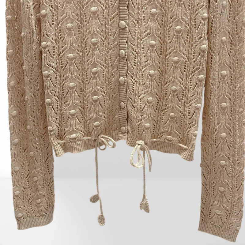 여성 클래식 캐시미어 가디건 – 2025년 캐주얼 분위기의 빈티지 디자인 클래식 캐시미어 가디건 – 빈티지 스타일 AH1613