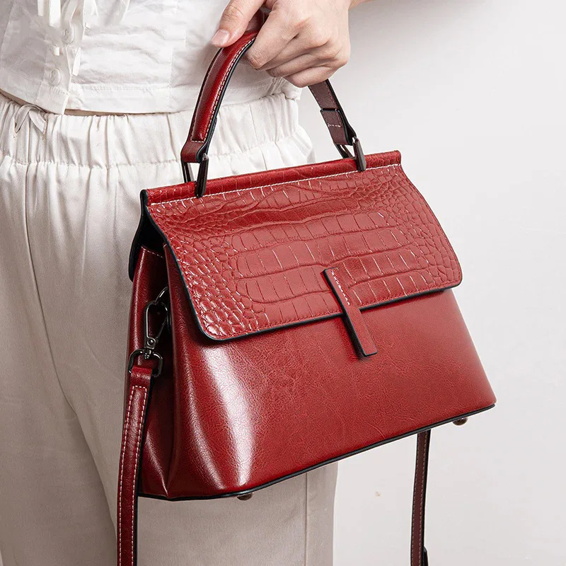 

Genuine Leather Women's Handbag Vintage Commuter Tote Bag - Versatile Patterned Soft Single-Handle Tote
