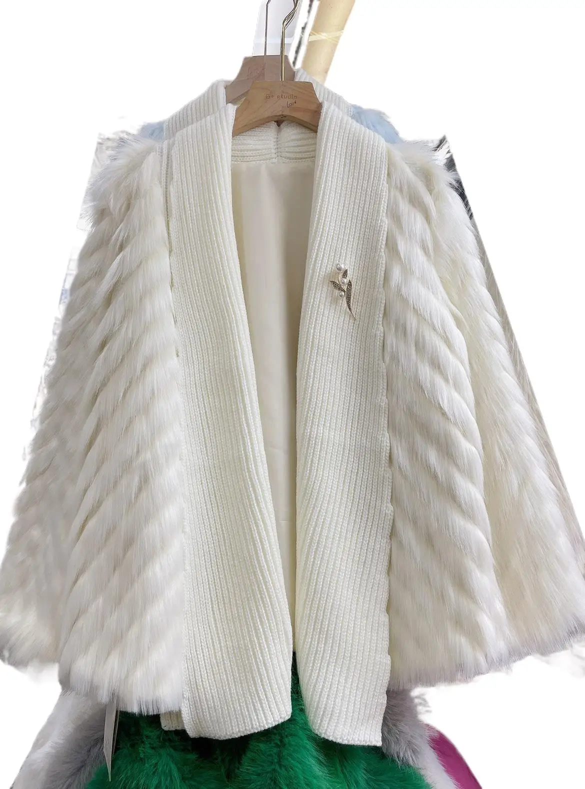 

2025 Women's Clothing Knitted Stitching Faux Fur Coat Winter New 1130