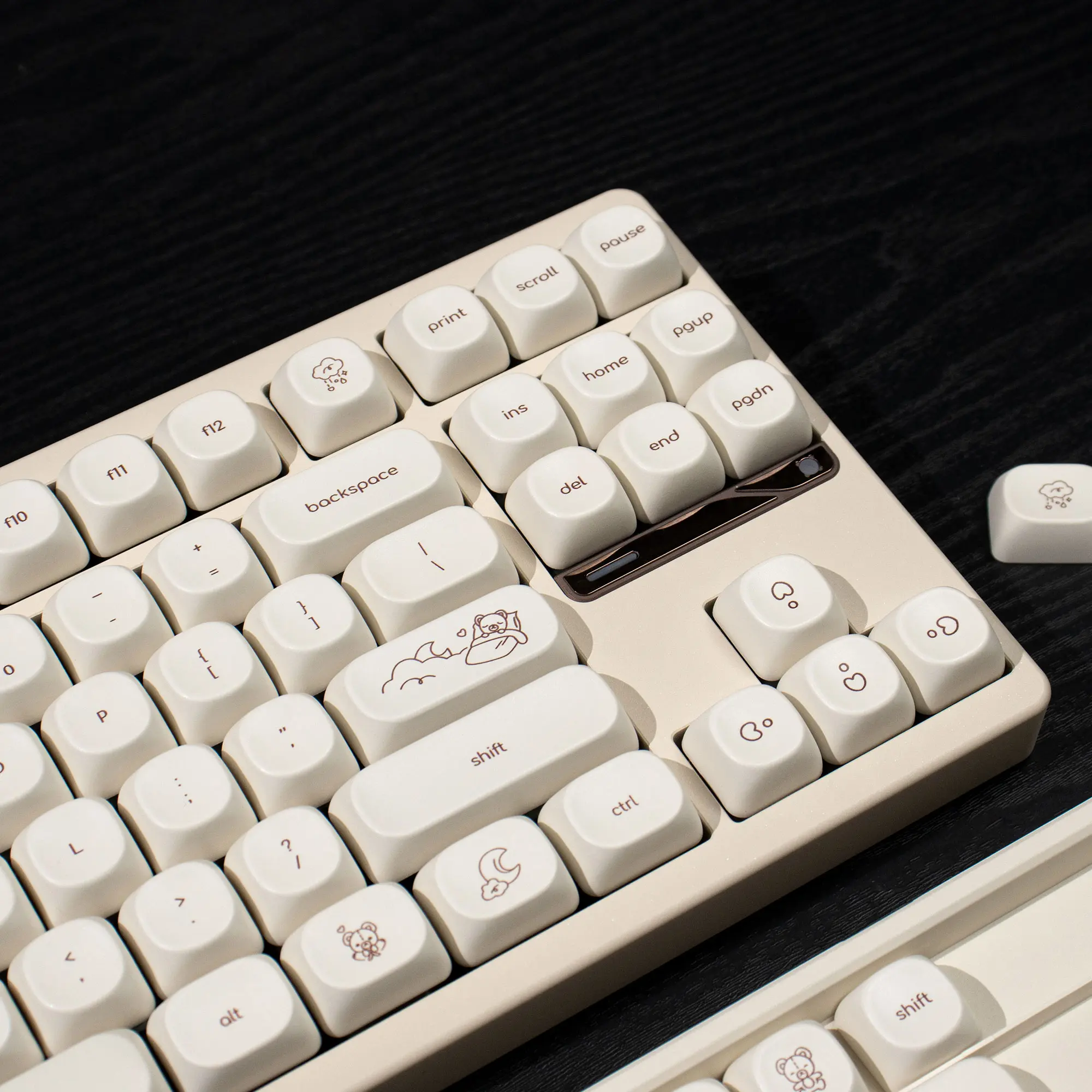 Cute Bear Keycap PBT Sublimation MOA Profile Round Ball Cap Simple Milky White Small Font Mechanical Keyboard Keycaps 125 Keys