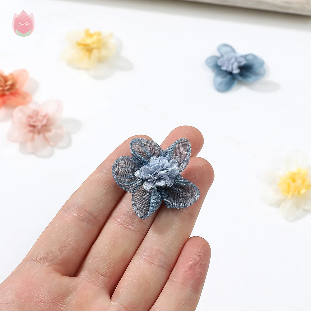 5Pcs 3Cm Mini Chiffon di seta fiori artificiali testa casa giardino camera decorazioni di nozze piante artificiali accessori fai da te decorazione