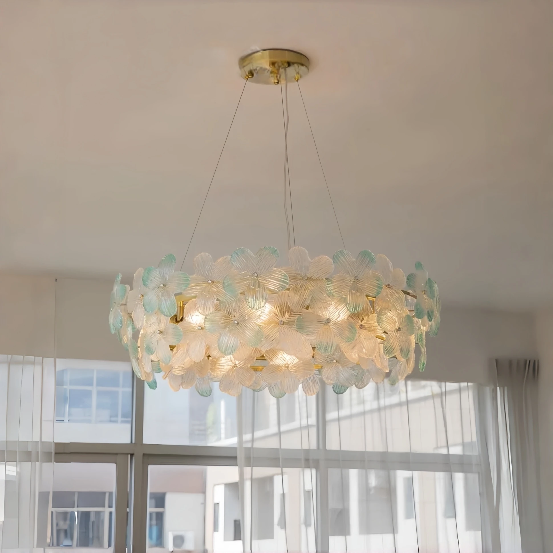 Luxury Glass Flower Chandelier Nordic Crystal Petal Pendant Lamp Living Room Dining Decor Hanging Light Kitchen Lustre Lighting