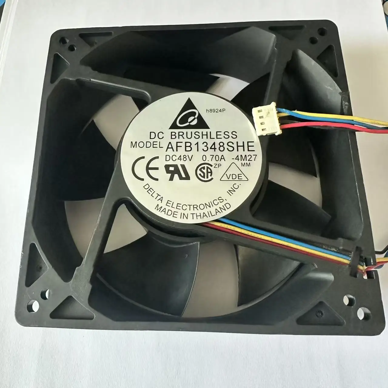 

Delta Electronics AFB1348SHE 4M27 DC 48V 0.70A 127x127x38mm Cooling Fan