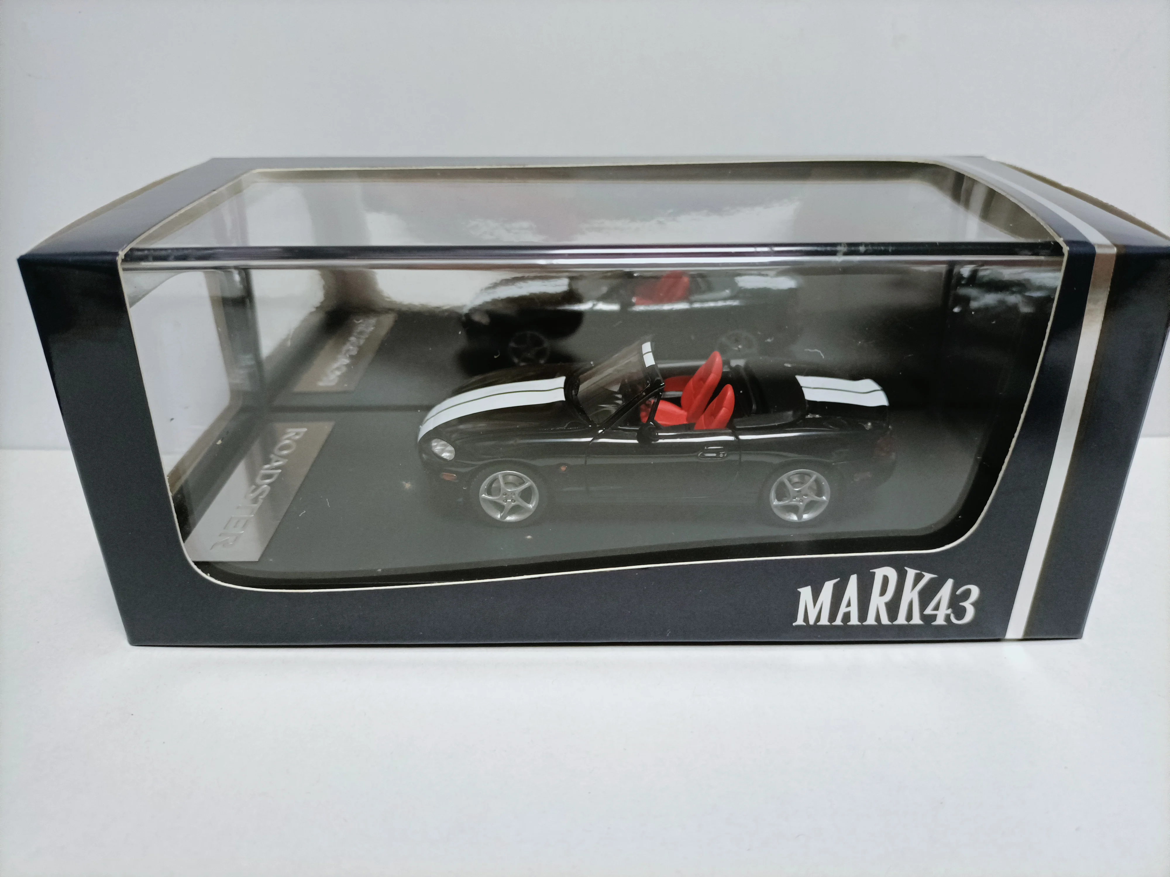 mark43-1-43-mazda-roadster-mx-5-roadster-na8c-rs-ii-noir