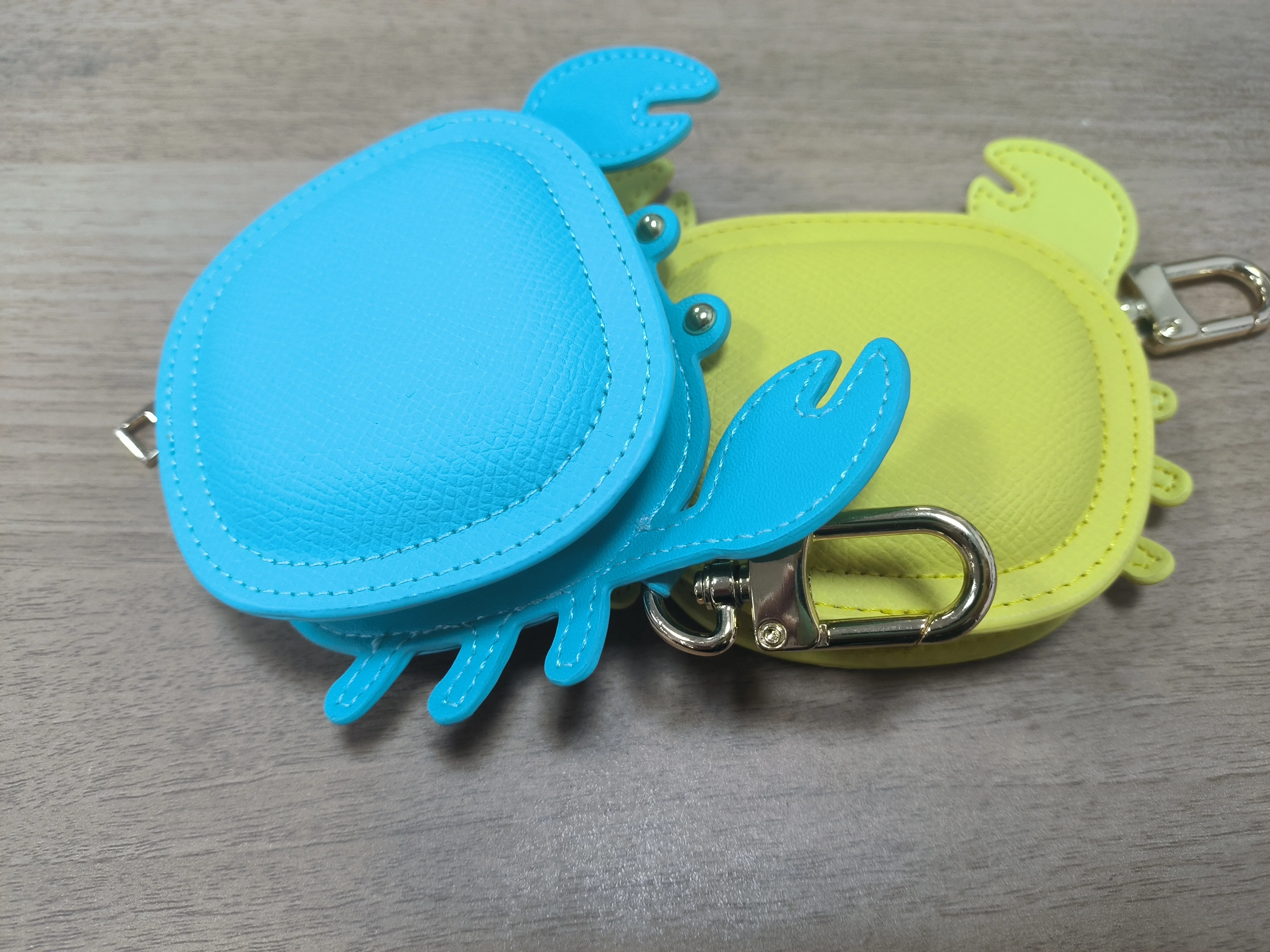 Krabben-Geldbörse, Mikrofaser-Leder, Mini-Geldbörse, Make-up-Kopfhörer-Aufbewahrungstasche, Schultasche zum Aufhängen, Anhänger, Handtasche, Charm-Zubehör – Detail 5