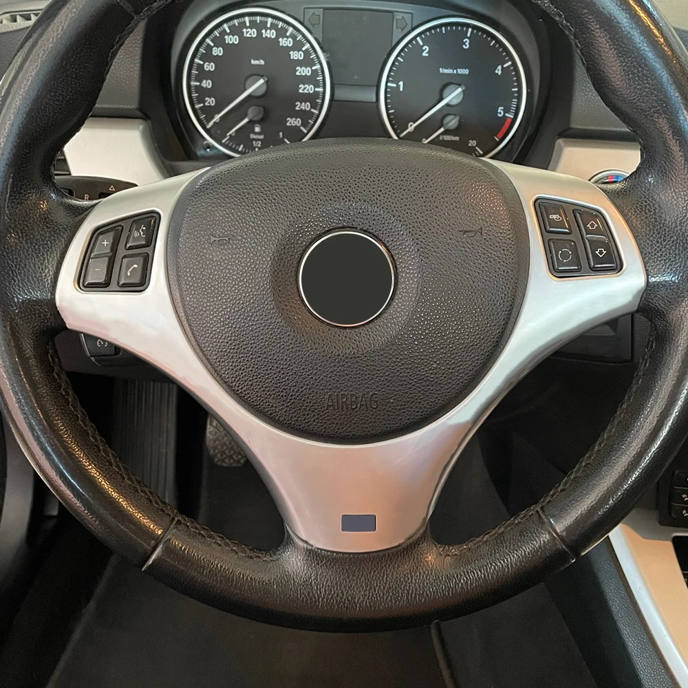 عجلة توجيه سيارة غطاء لوحة ملصق لسيارات BMW 1 3 Series E90 E92 E93 2005-2012 E82 E87 2004-2011 X1 E84 اكسسوارات الديكور