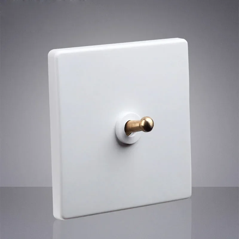 High Quality 1-4 Gang 86 Retro White Wall Lamp Brass Toggle Switch Outlet Single Dual Control 2 Way Light Switch 10A 250V