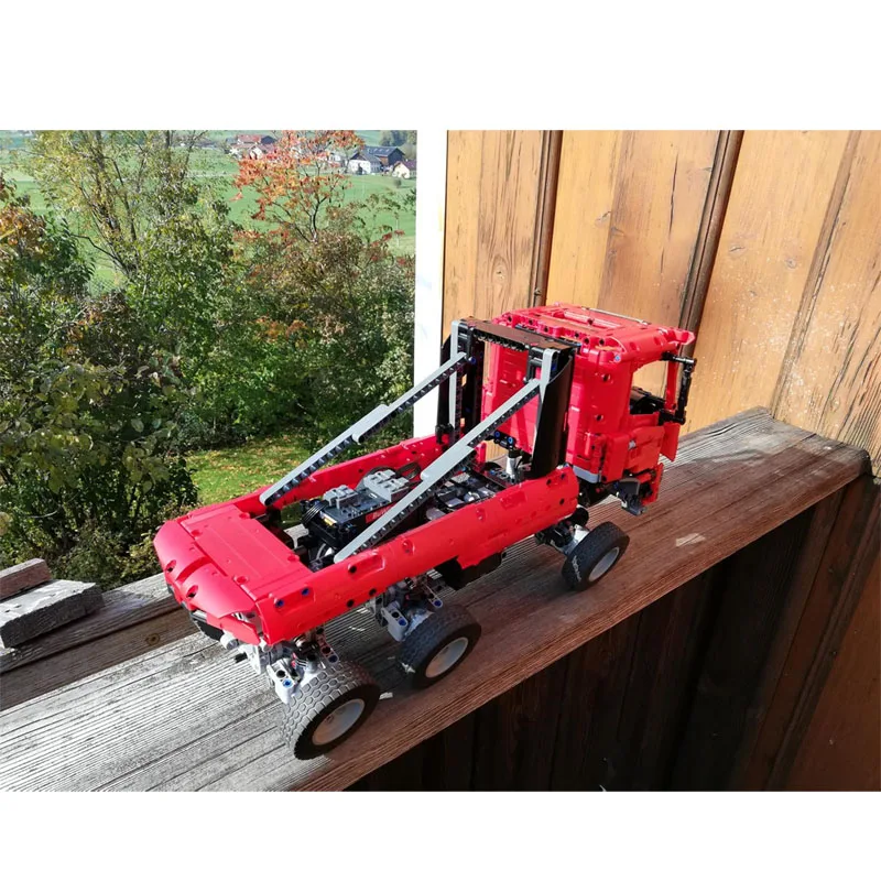 MOC-85659 Klasyczny Czerwony Model Przyczepy Transportowej z Klocków, 1259 Elementów, Kreatywny Prezent Urodzinowy dla Chłopców i Dzieci