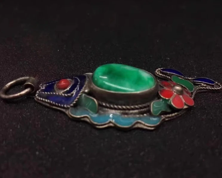 Chinese Old Tibetan Silver Inlaid Green Jade Fish Cloisonne Shape Pendant