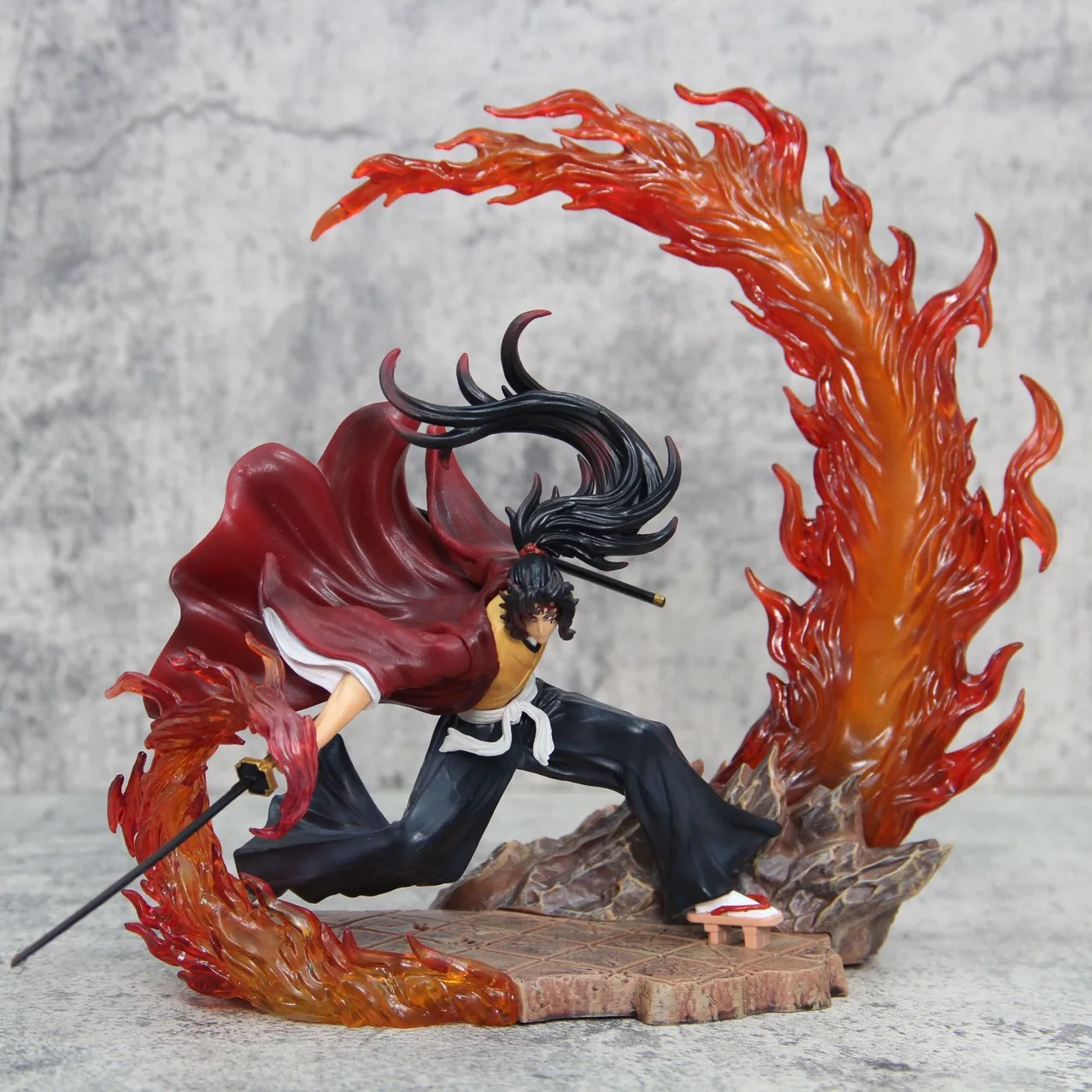 Demon Slayer Anime Figuren Tsugikuni Yoriichi Action Figure Met Licht 23Cm Pvc Standbeeld Beeldje Model Pop Speelgoed Kerstcadeaus