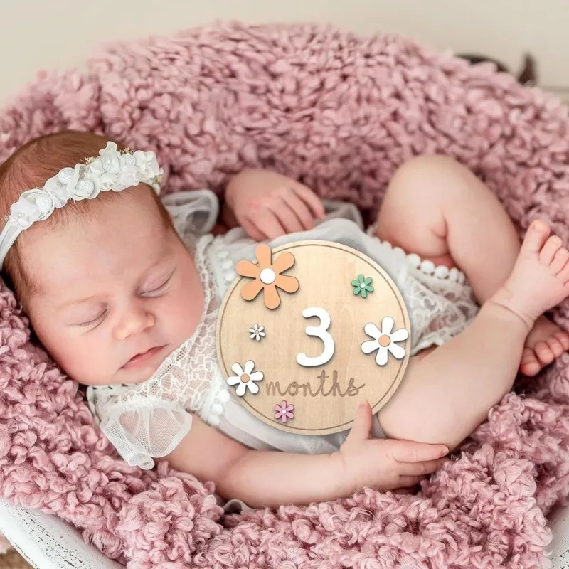 بطاقات معلم شهرية للأطفال الخشبية، زهور مزدوجة الجوانب، رقم الشهر للفتيات والأولاد، ملحقات دعائم التصوير الفوتوغرافي لحديثي الولادة