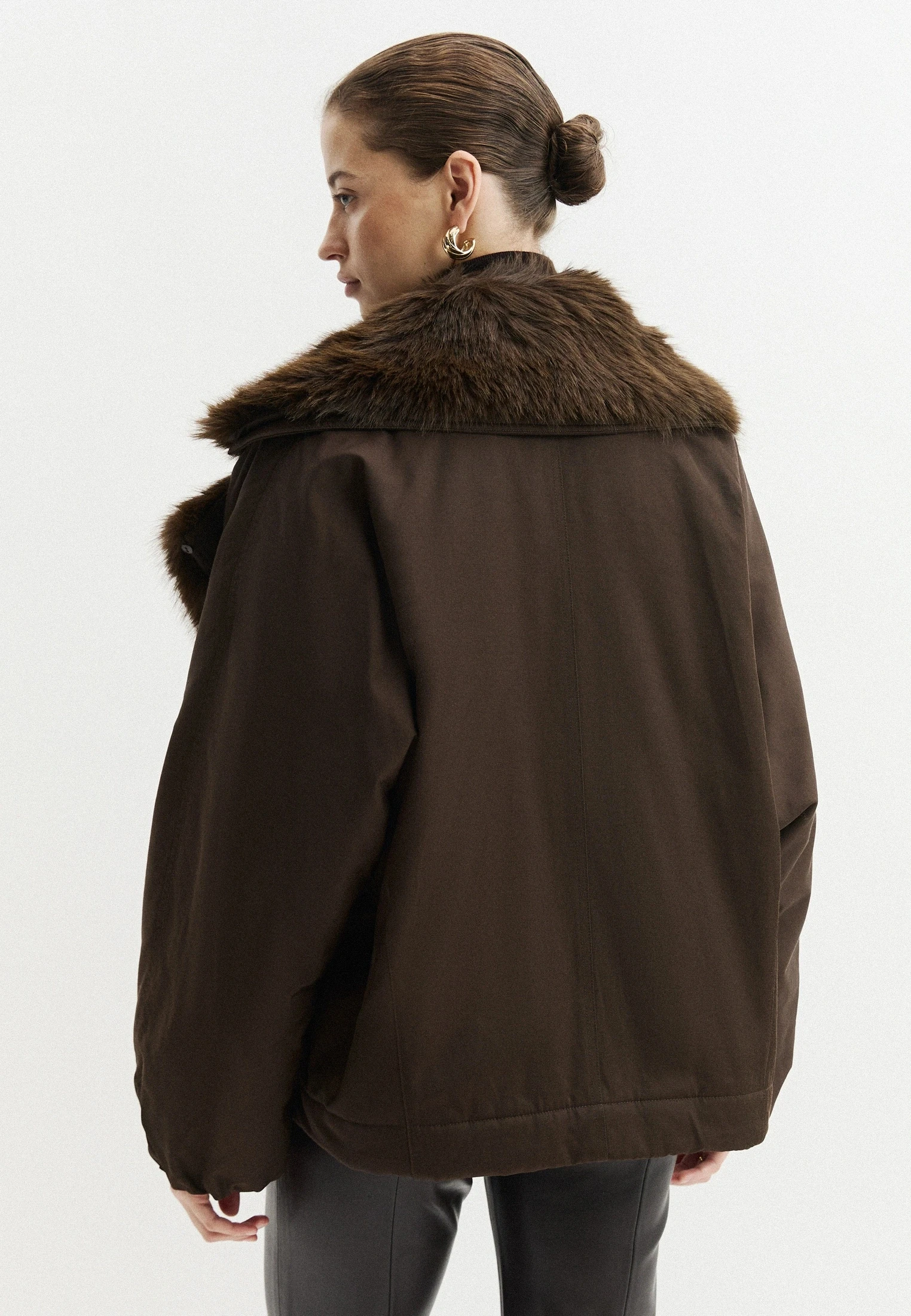 DFDG Women Faux Fur Big Lapel Cargo Jacket Loose Fit Button Front Casual Winter Warm Outer Coat With Side Pockets Causal Coat