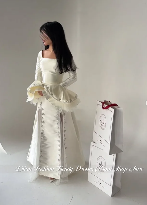 Pearl White Sheen Lace Appliqué Wedding Dress
