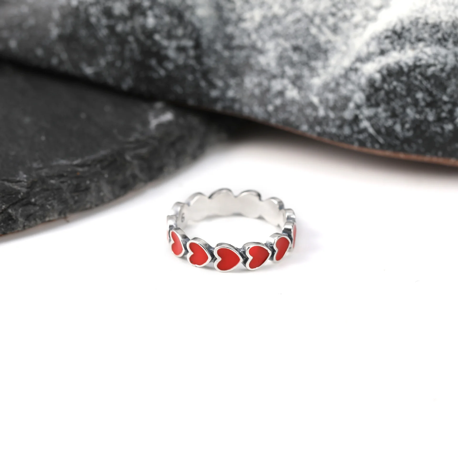 S925 Silver Red Enamel Full‑Heart Band Ring  Connected Red Heart Finger Ring Romantic Stackable Daily Jewelry Gift for Allgender