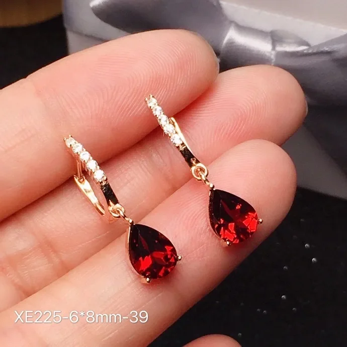 18K Yellow Gold Palting Garnet Hoop Earrings 6mm*8mm VVS Grade Natural Garnet Earrings for Daily Wear Woman Birthday Gift