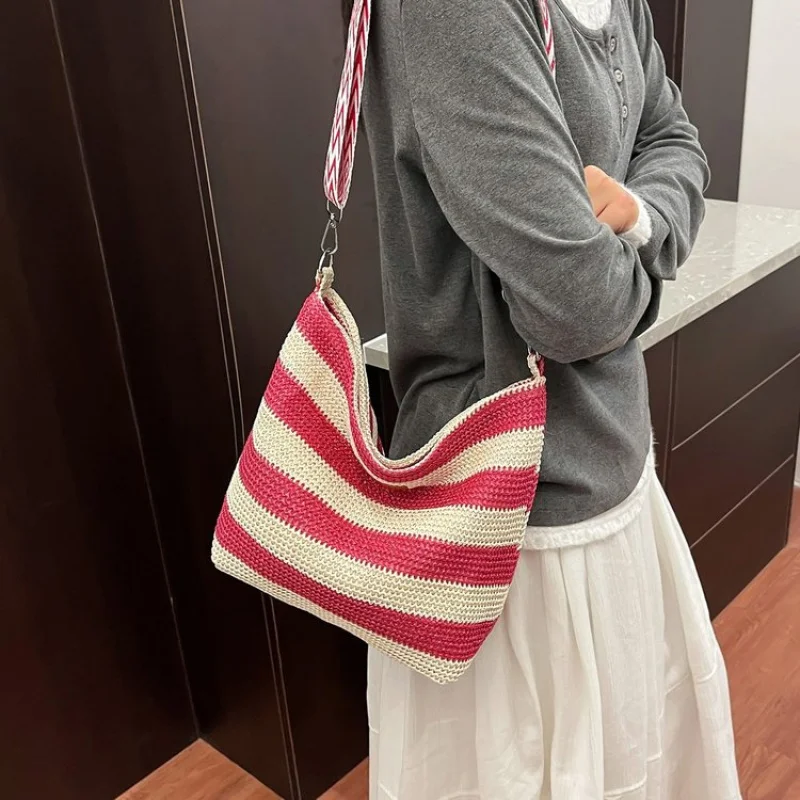 

Chic Women Crossbody Bag Faux Leather Handbag Shoulder Purse Ladies Fashion Designer Inspired Messenger Tote Small