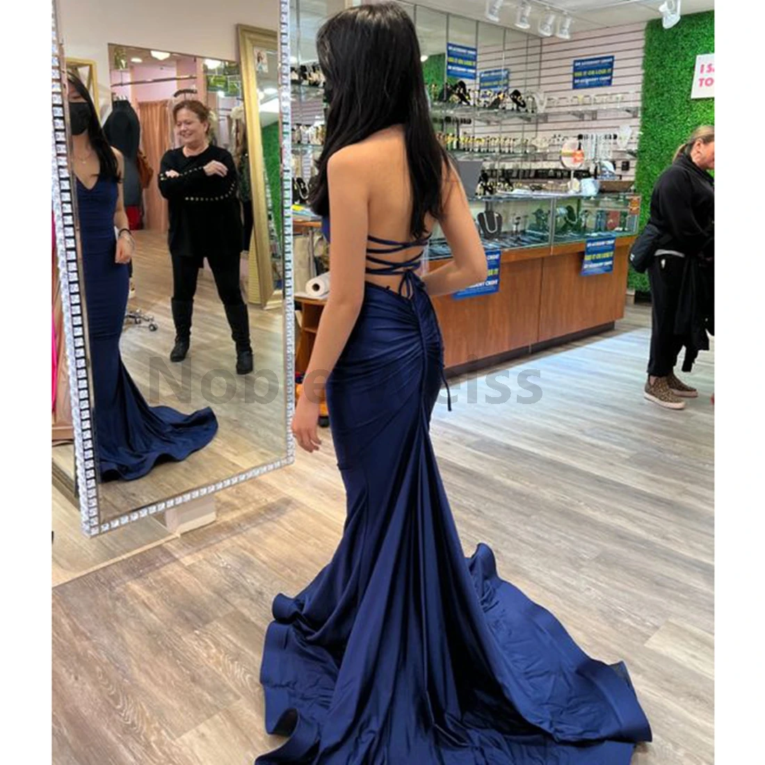 

V-Neck Satin Prom Dress Elegant Mermaid Gown with Sweep Train Customize