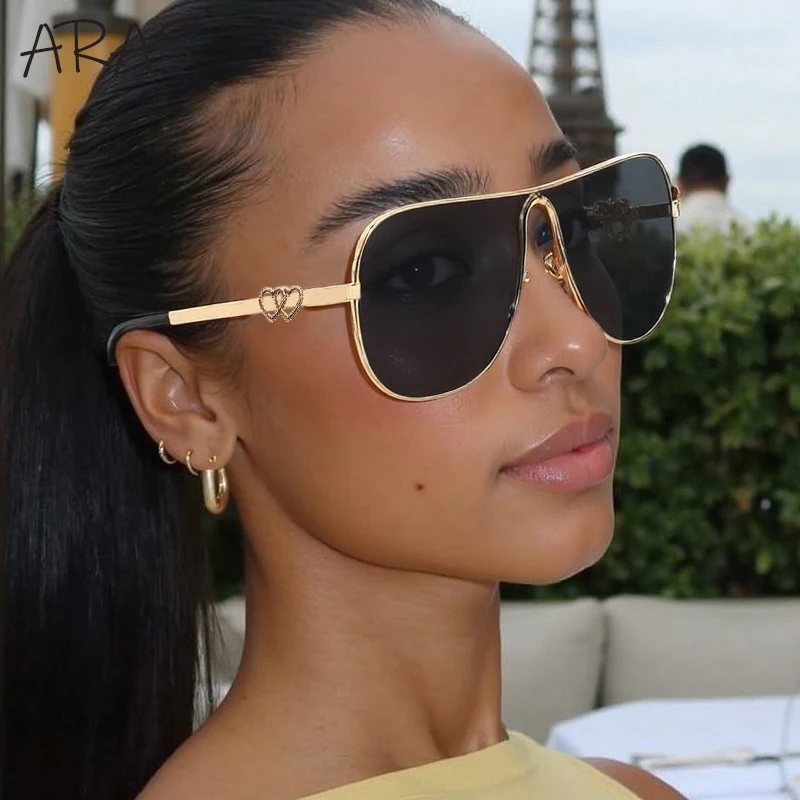 

Oversized Pilot Sunglasses Women Big 2025 Luxury Brand Metal Frame UV400 Vintage Sun Glasses For Ladies Punk Outdoor Eyewear