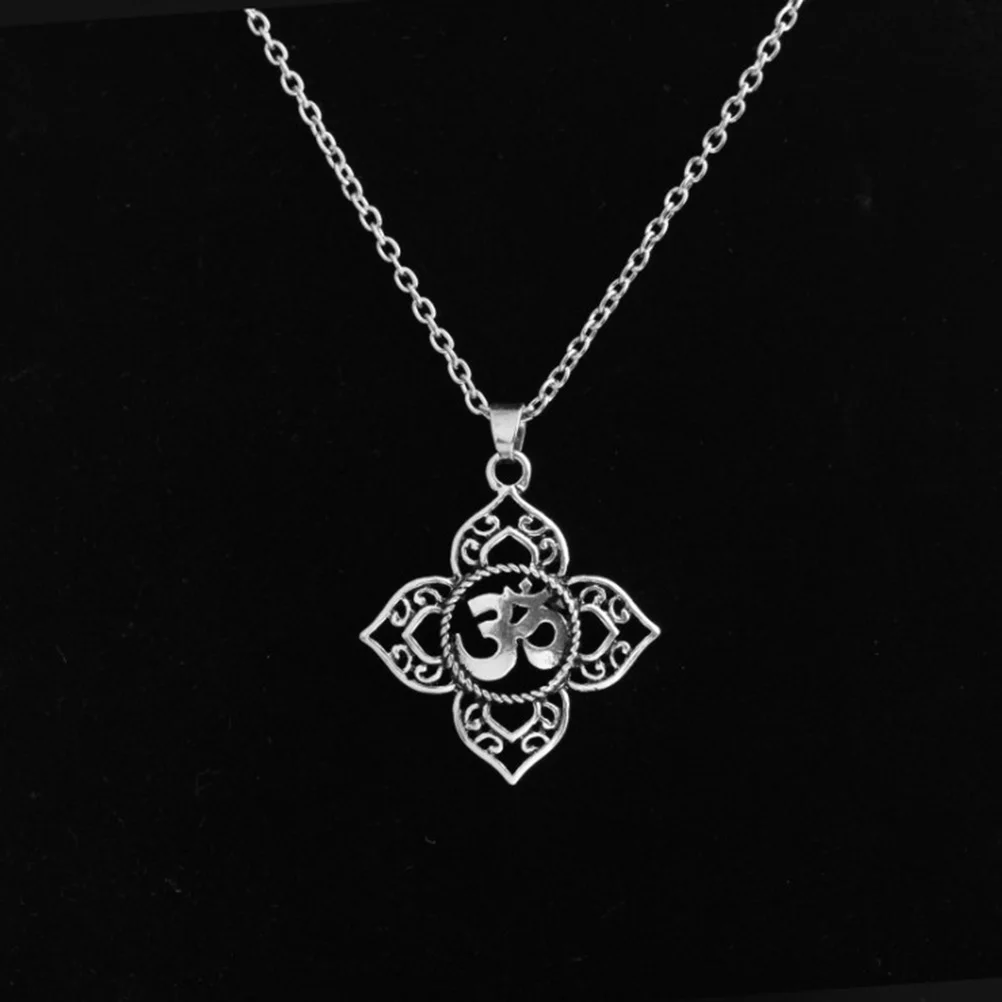 

Hollow Pendant Necklace Special Occasion for Women Personality All-season Unisex Vintage