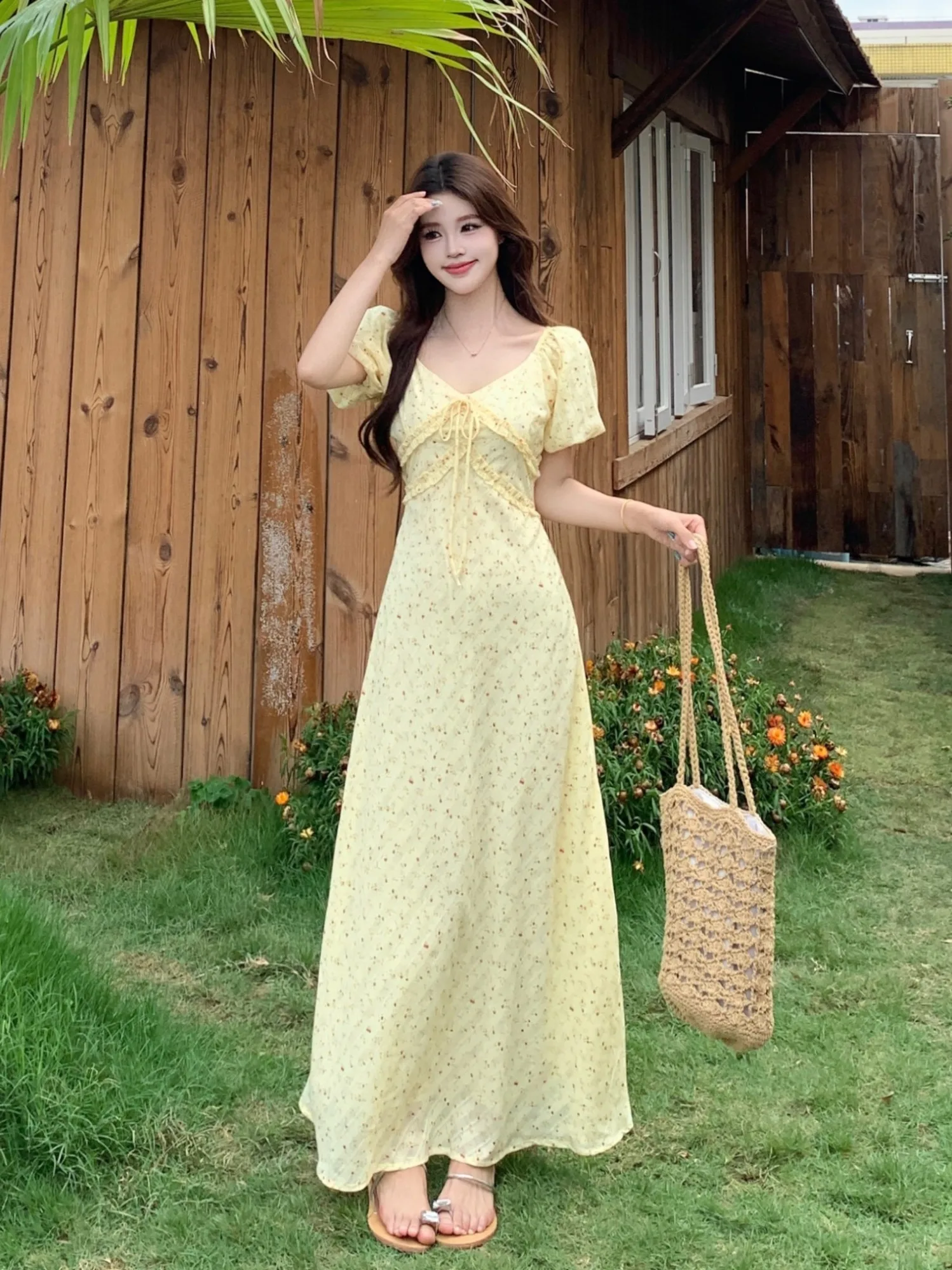 

plus Size Floral Print V-Neck Dress High Waist Slimming Concealing Design Bubble Sleeve Long Dress Summer New Style Korean Ve...