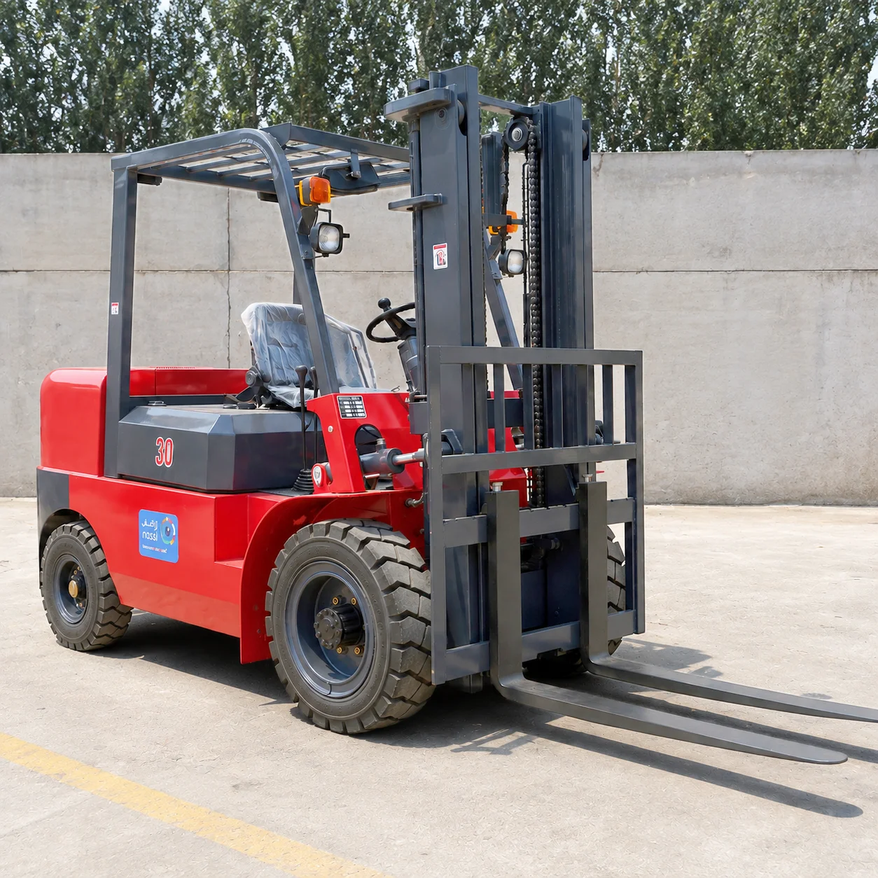 Heavy Equipment Forklift - 3トンフォークリフトトラック 重量物運搬用倉庫建設リフティング機器 マテリアルハンドリングフォークリフト カスタマイズ可能