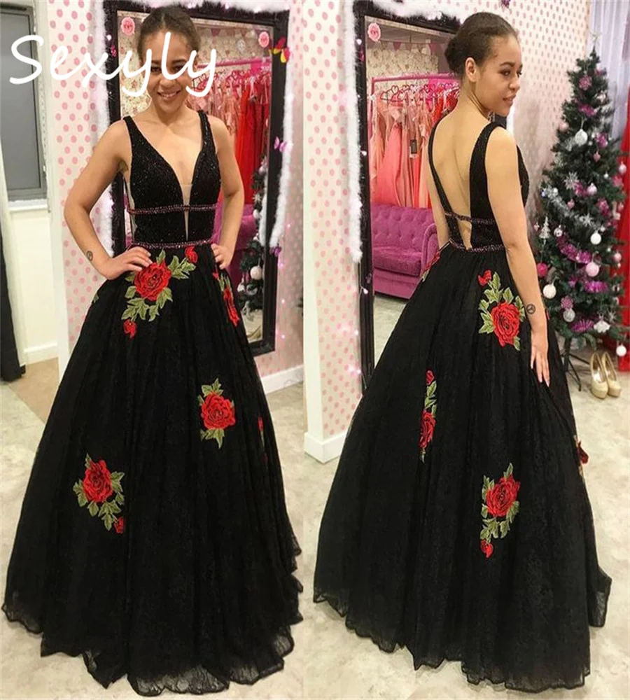 Fantasy Gothic Black Prom Dress With Rose Flowers Costume Masquerade Evening Dress A Line Tulle Vestidos De 15 Años Customized