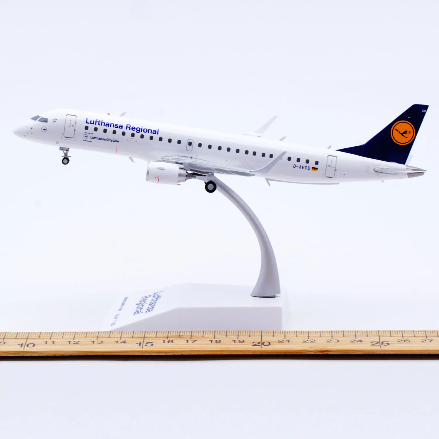 XX20356 Regalo aereo da collezione in lega JC Wings 1:200 Lufthansa Regional EMBRAER ERJ-190 Diecast Aircraft Jet Model D-AECD