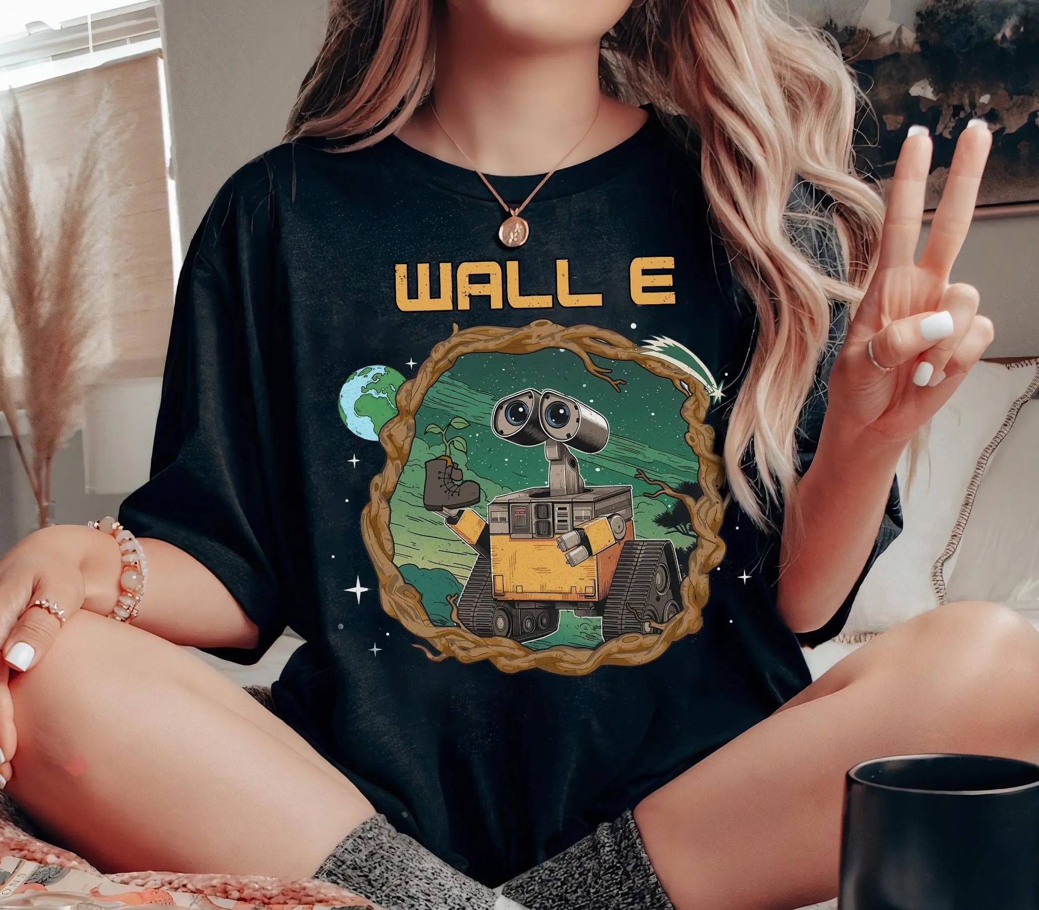 T-shirt vintage avec portrait de Disney Pixar Wally, chemise de la famille Disneyland, T-shirt de voyage Magic Kingdom WDW, cadeau d'anniversaire de la famille Disney