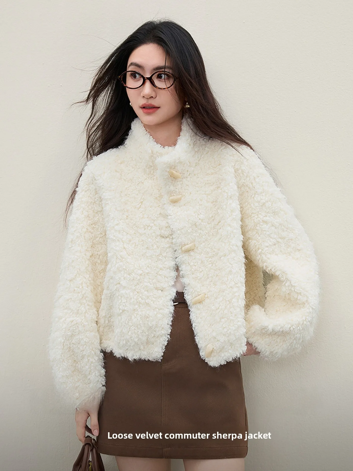 Lamsvachtjas Dames winterjas van dik, losvallend materiaal Kunstleer schapenvachtjas Knoopsluiting Sli Simple Sle