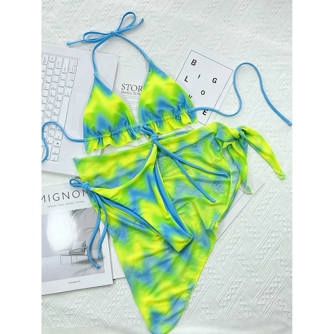 Mit Sarong Halter Tie Dye Bikini Damen Bademode, dreiteiliges Bikini-Set, gepolsterter Badeanzug, Badebekleidung, Schwimmanzug V4571 – Detail 15