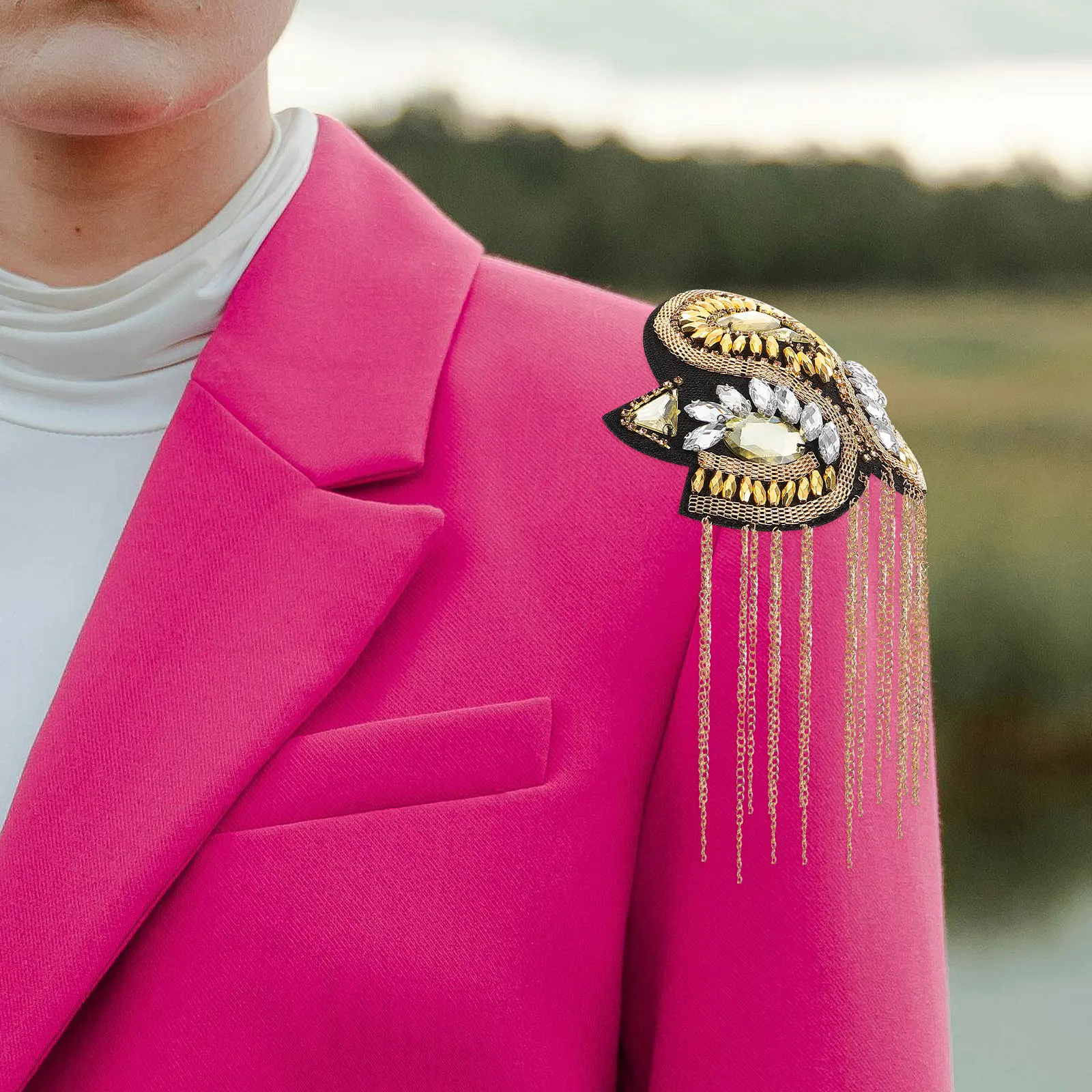 

Пара золотых ретро-металлических погонов с бахромой и нашивками для костюма, винтажные наплечные знаки в стиле панк