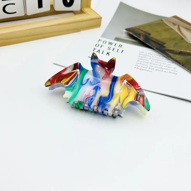 Refreshing World Colored Bat Hair Claw Halloween Creative Design Hair Claw Clips Shark Catch Hair Accessories for Women Girls