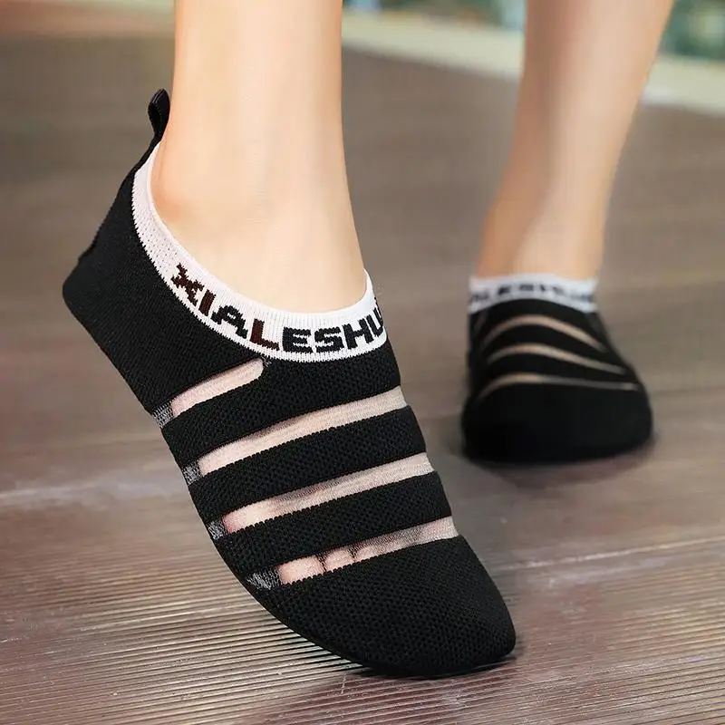 

Women Wading Shoes Quick Dry Boating Water Boots Lady Fishing Surfing Swim Sneakers Multifunctional Yoga Shoes
