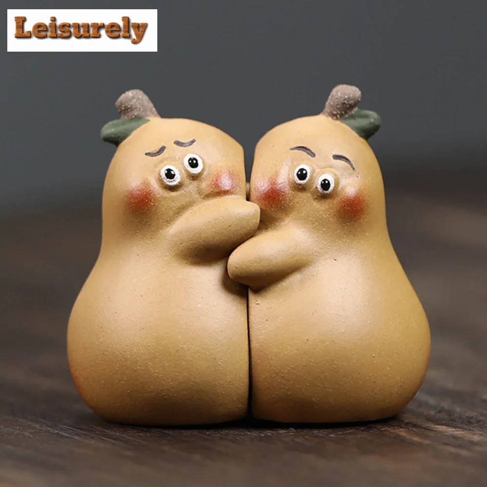 Cartoon Pear Couple Zisha Tea Pet Yixing Purple Sand Tea Figurine Play Toys Tea Ceremony Ornaments Tea Statue for Teaset Craft