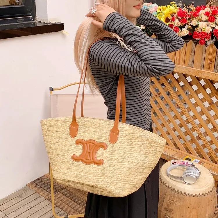 

Классическая кожаная женская сумка в стиле ретро, роскошная дизайнерская сумка из Парижа, простая элегантная сумка-тоут, модная сумка через плечо, сумка-мессенджер.