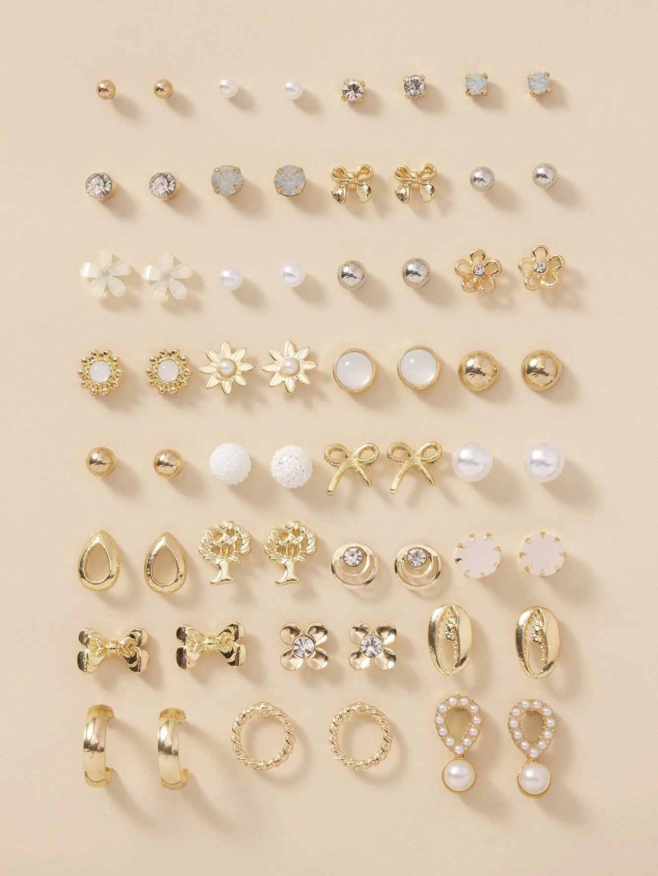 

30 Pairs Assorted Stud Earrings with Flower, Bow & Pearl Designs for Women, Perfect Gift for Mom or Valentine's Day