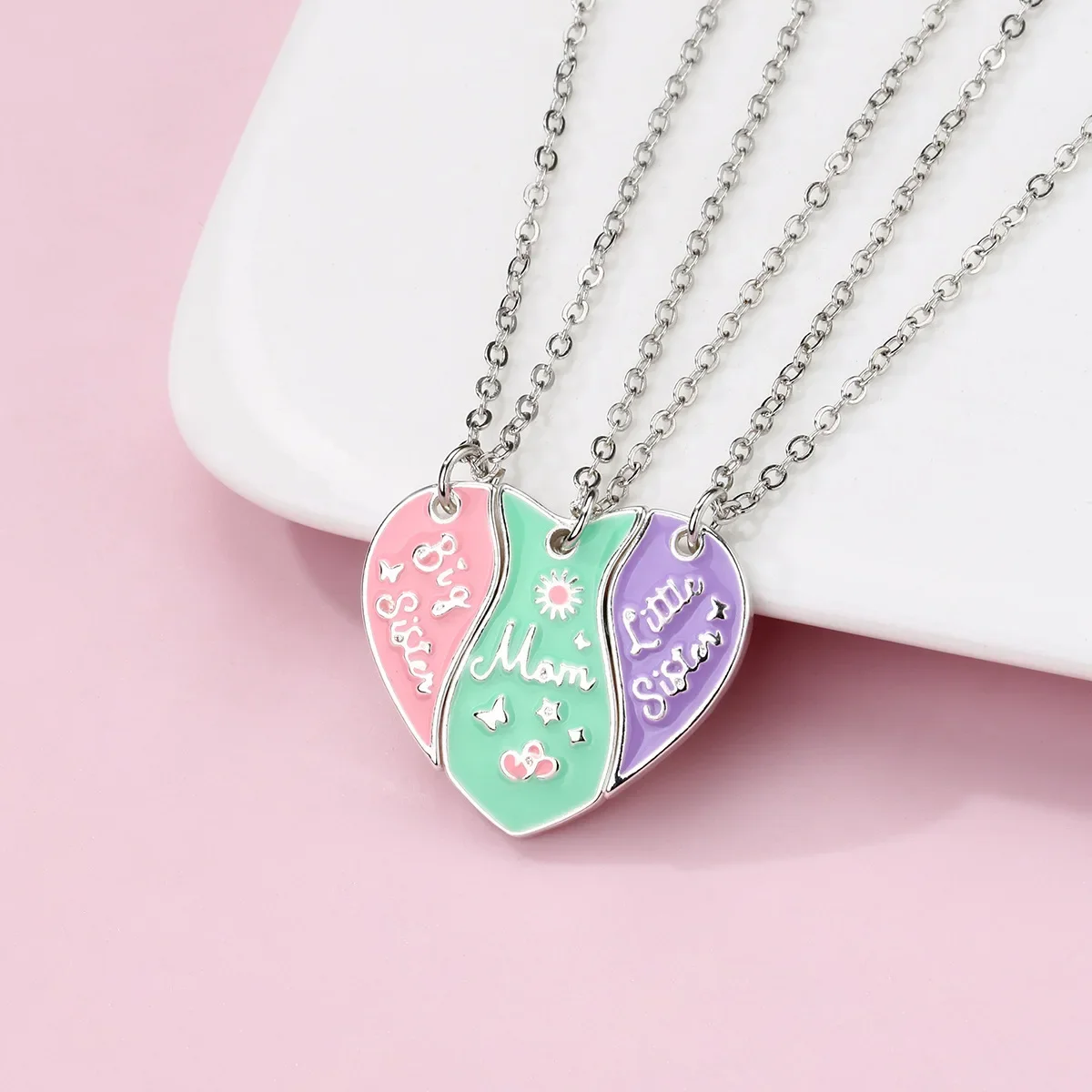 Fashion Mom Big Little Sister Heart Magnet Necklace for Women Girls Broken Heart Clavicle Chain BFF Best Friends Jewelry Gift