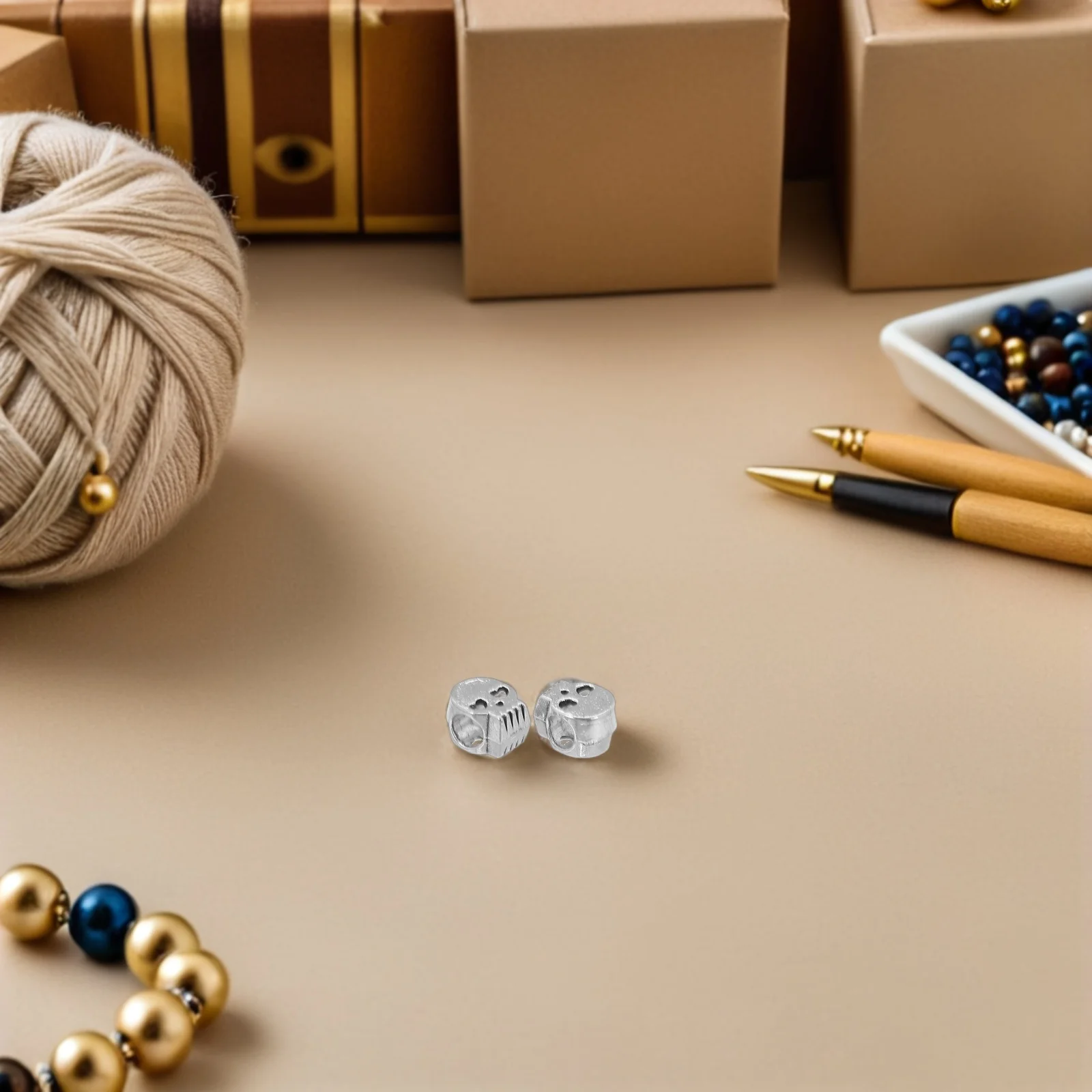 

100Pcs Gothic Skull Head Beads 4.5mm Large Hole Alloy Spacers for Jewelry Making Halloween Decor Supplies Big Hole Skull Beads