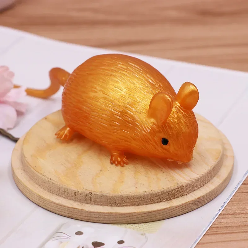 1Pcs White/Gold Mouse Vent Squeeze Toys Water Ball Stretch Stress Relief Sensory Toys