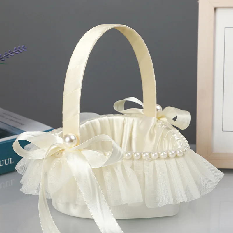 Wedding Flower Basket Bridesmaid Lace White Flower Girl Basket Vintage Rustic Wedding Ceremony Bridal Shower Table Decor