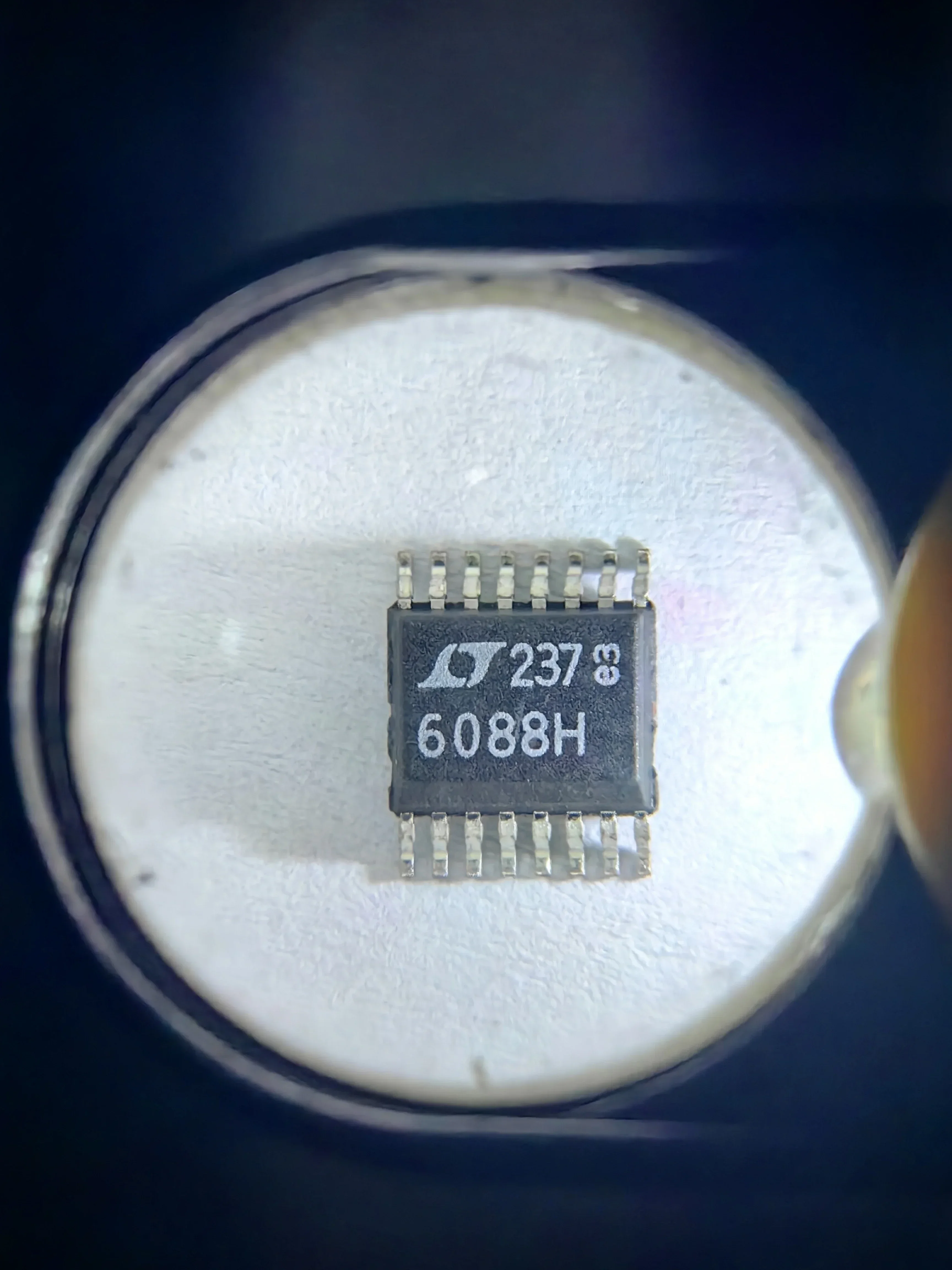 LTC6088CDHC LTC6088IDHC LTC6088HGN LTC6088CGN LTC6088 - Quad 14MHz, Rail-to-Rail CMOS Amplifiers