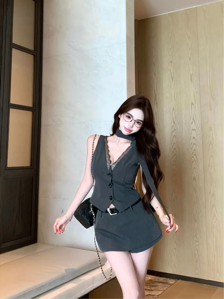 

Fashion set lace splicing pure desire V-neck suit vest half length skirt women's summer temperament elegant two-piece set