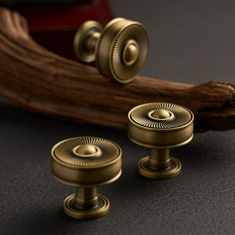 1PC French Retro Brass Handle Wardrobe Cabinet Drawer Shoe Cabinet Antique Style Antique Bronze Single Hole Cabinet Door Handle