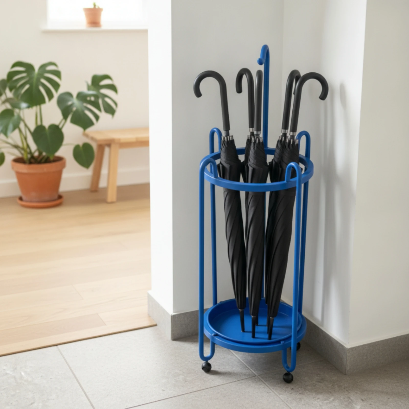 Umbrella Rack with Wheels freestandingStanding Umbrella Stand with Water-Catching Tray Organizer Sturdy Rust-Resistant