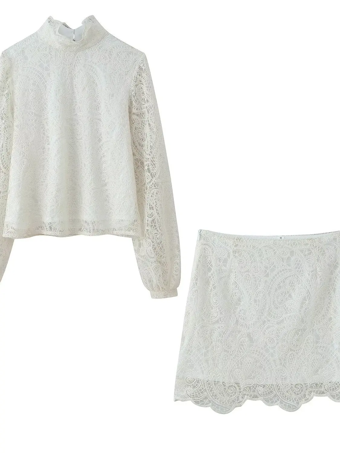 

Women's Fashionable Casual Lantern Sleeve High Collar Lace Two-Piece Set Summer 2026 High Waist Short Length Chinese Origin